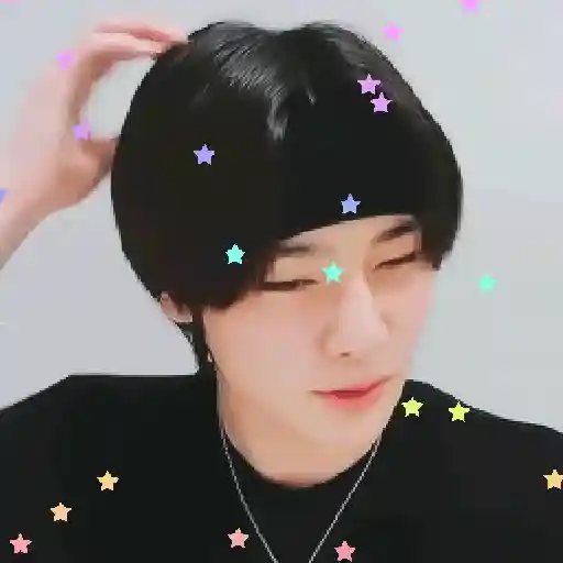 Lyly  • ( Jeongin bf's 🪻 8