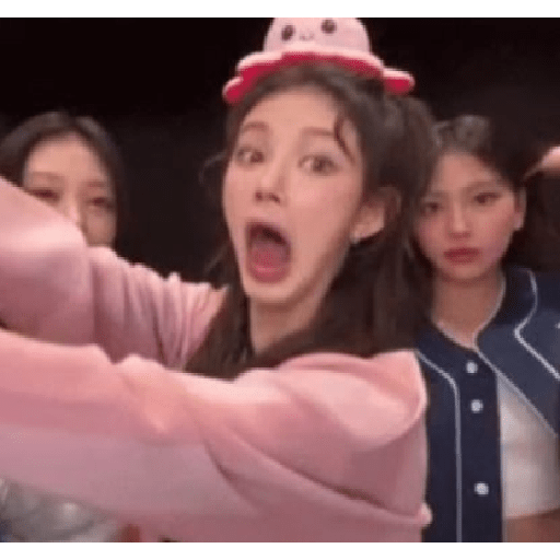 Kpop random 3 🤑 8