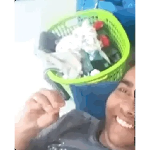Laugh kids🤣 11