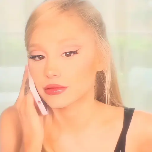 ⩇⩇ㅤꓹㅤAriana Grandeㅤ✿ㅤ 28