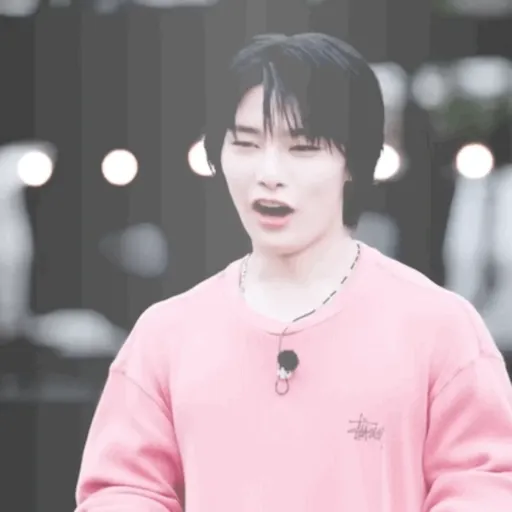 ּ   ִ   Jeongin   ִ   ͘ 4
