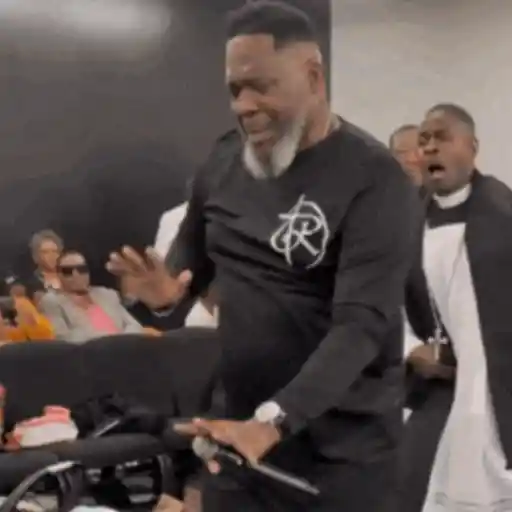 ஸ்டிக்கர்