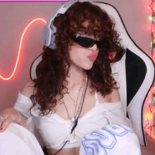 Rai y Alissandra (Streamers) 3