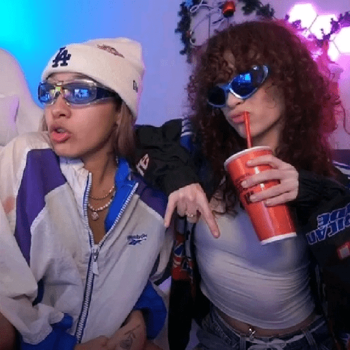 Rai y Alissandra (Streamers) 7