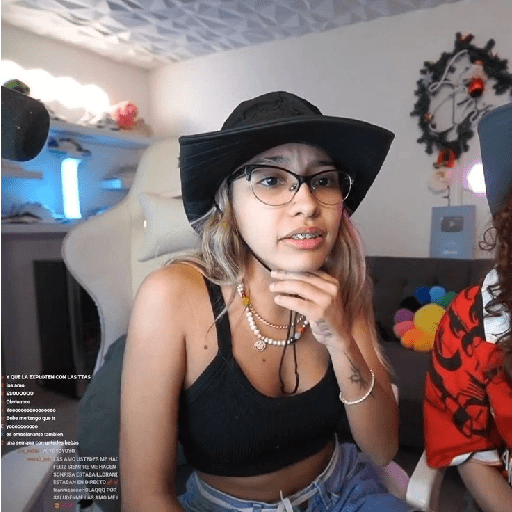 Rai y Alissandra (Streamers) 17