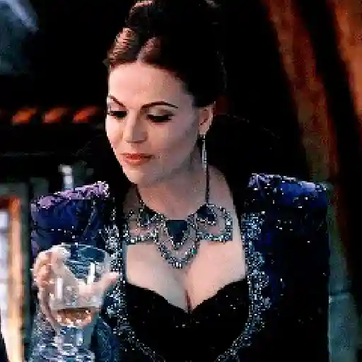👑 Regina Mills 👑 5
