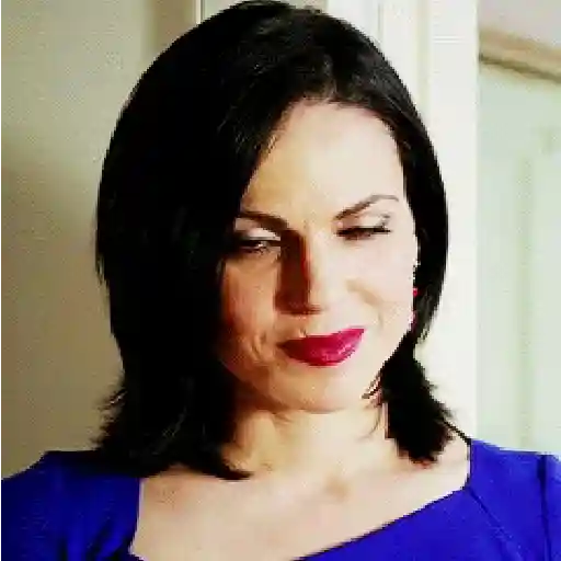 👑 Regina Mills 👑 10
