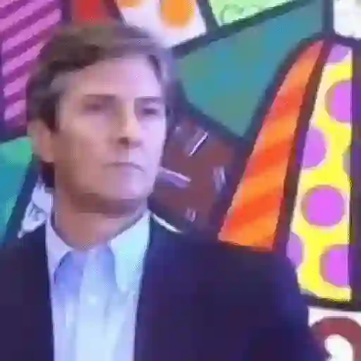Enfie no cu seu bebê reborn  2