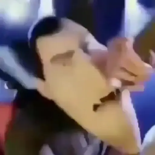 Enfie no cu seu bebê reborn  23