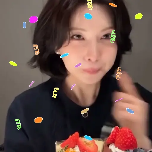 Bae ♥︎ nmixx. (bday 2025)  9