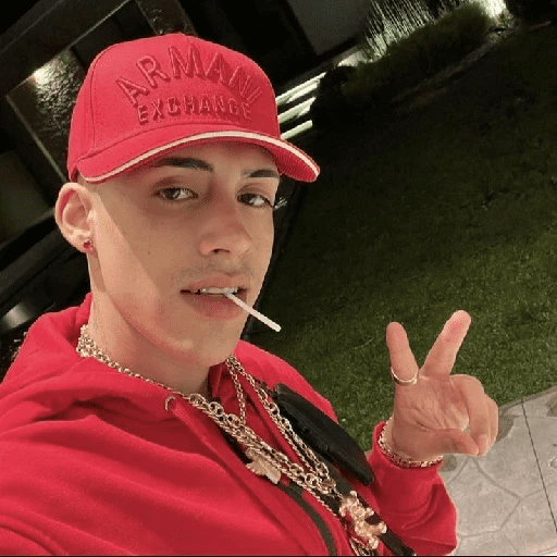 〔  Cris MJ 〕"🫣💪🏻"  17