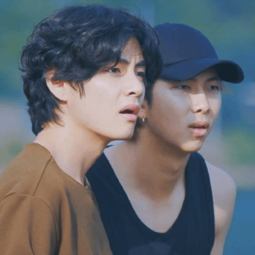 BTS 🤨 4