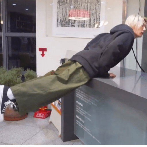 BTS 🤨 29