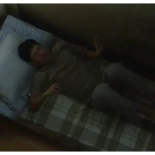 Strangers from hell (kdrama) 18