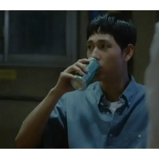 Strangers from hell (kdrama) 10
