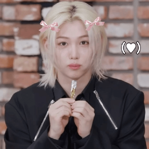 Stray Kids coquette 17