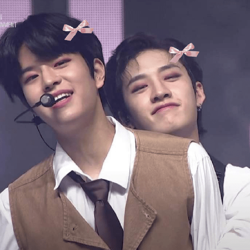 Stray Kids coquette 25