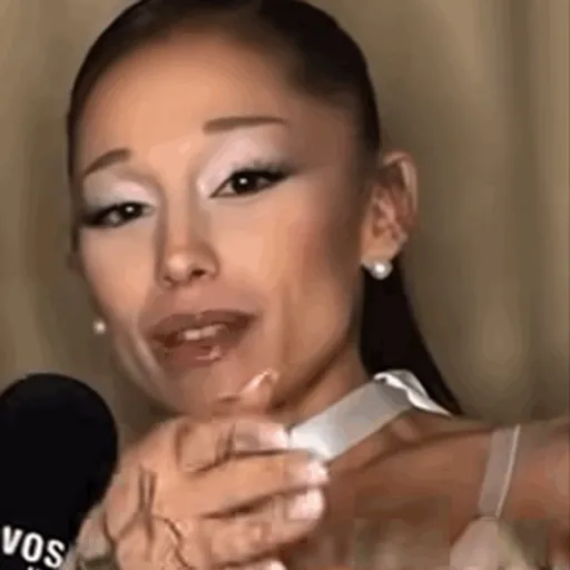 Ariana grande-butera 4