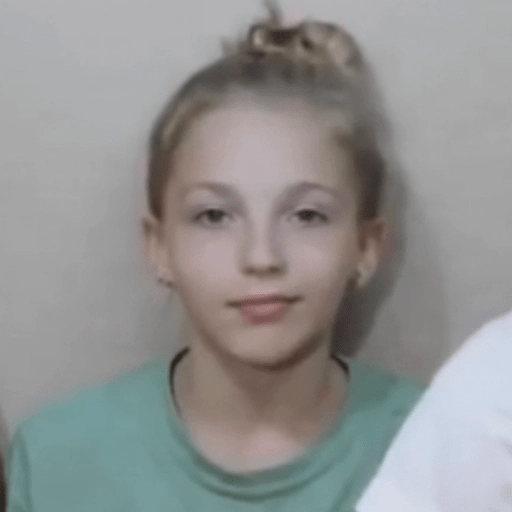 Menina da garrafa 5