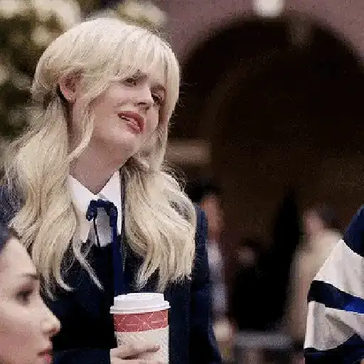 ㅤ🦇̶ׂ̲ ░፝⠒ㅤemily alyn lind. 17