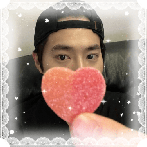 Suho ★ 8