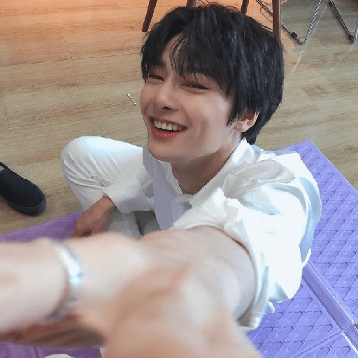 Yang Jeongin  29