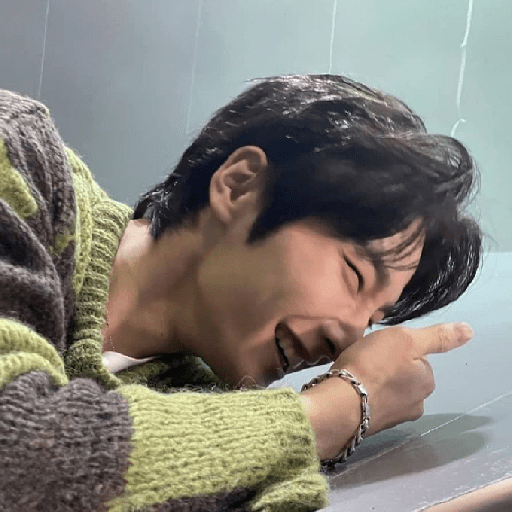 Yang Jeongin  23