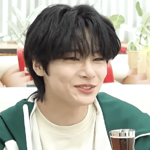 Yang Jeongin  15