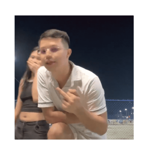 WhatsApp  30