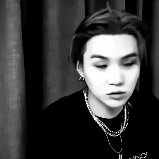 Yoongi gif 4