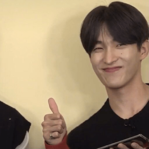 Dokyeom 😘😘 6