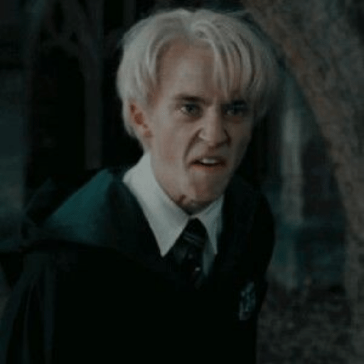 🍏◌್ Draco malfoy II ☄︎ 18