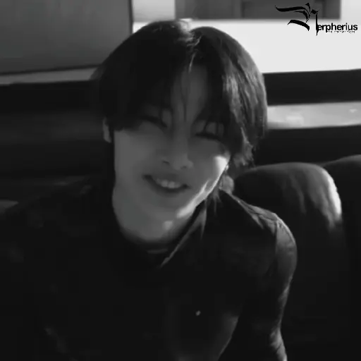 Jeongin.  ⫶  ⎾ @Nerpherius ⏌ 21