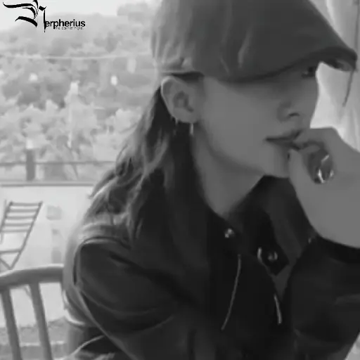 Hyunjin.  ⫶  ⎾ @Nerpherius ⏌ 5