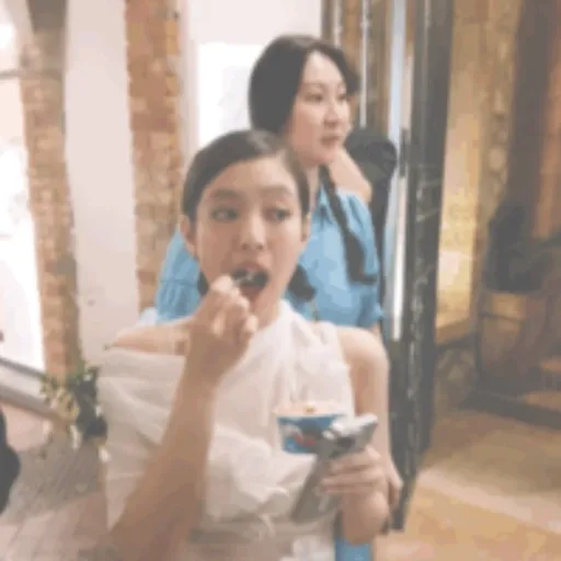 Kim jennie. || paris 12