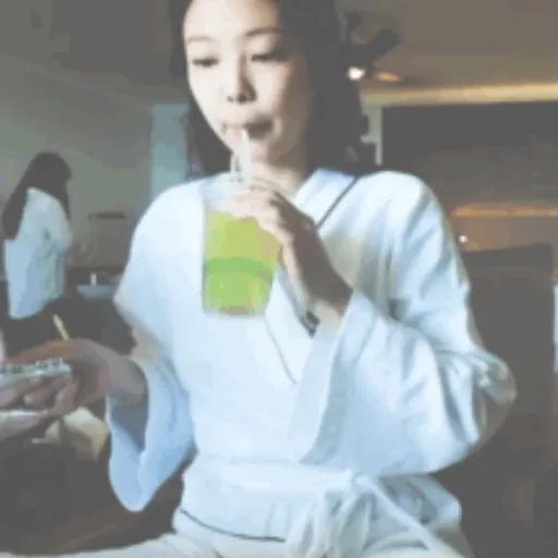 Kim jennie. || paris 2