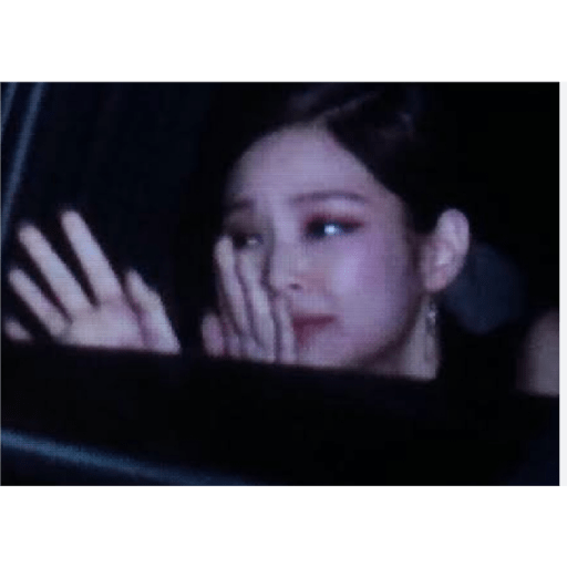 Jennie cry 11