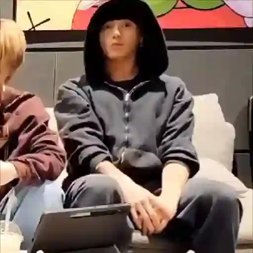 Jungkook ' rk 00 das fig 10
