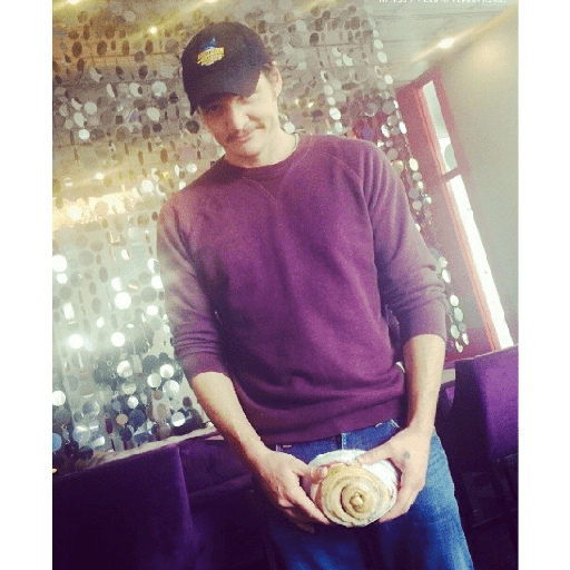 Pedro Pascal 17