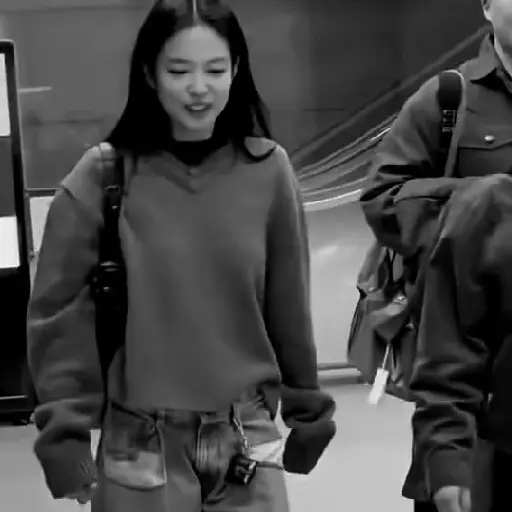 5𓈒    ܢ🍰    「Jennie」    繲繯 13