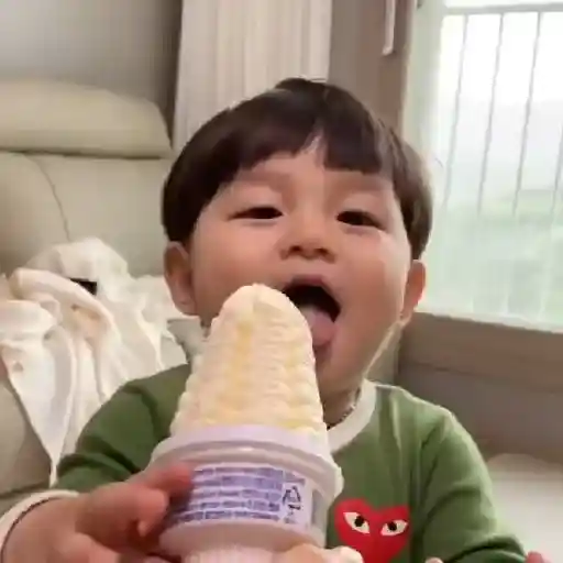 𓂫 Bebe coreano.〔𓆇𓂂ㅤ@Poly's. 9