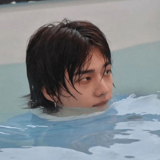 '  Hyunjin  ! 2