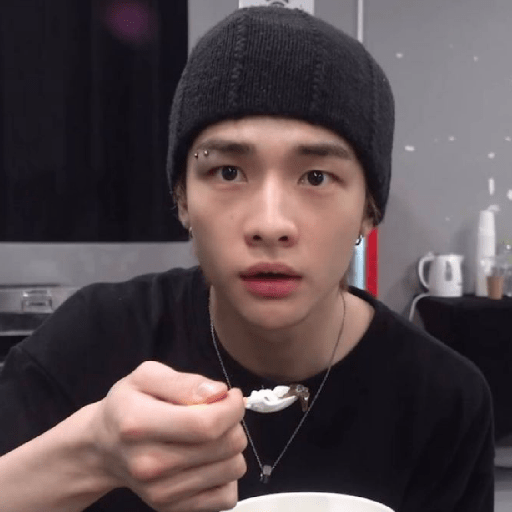 Hyunjin 2.0 1