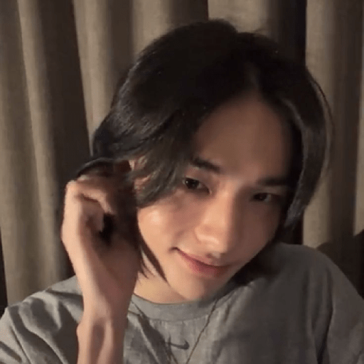 Hyunjin 2.0 16