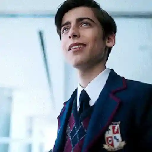 Hallo, My name is Victor Szasz 19