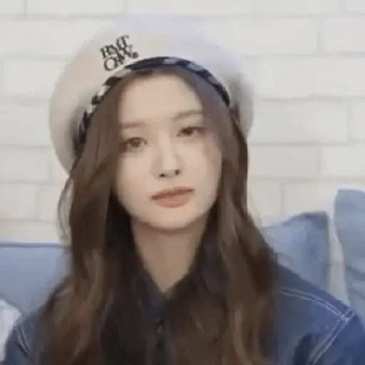 Sullyoon  17