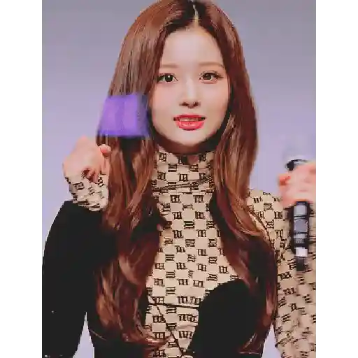 Sullyoon  26