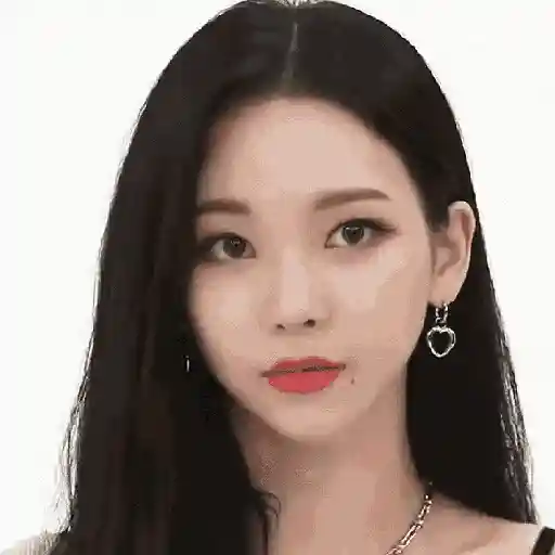 Karina 16