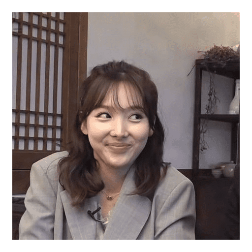 𐎱̸ Nayeon —— Twice དྷ 25