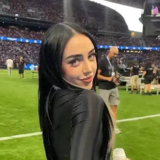 ✿᳘ ׄ ꒰᷼꒰ 🌺 Nicki Nicole. 14